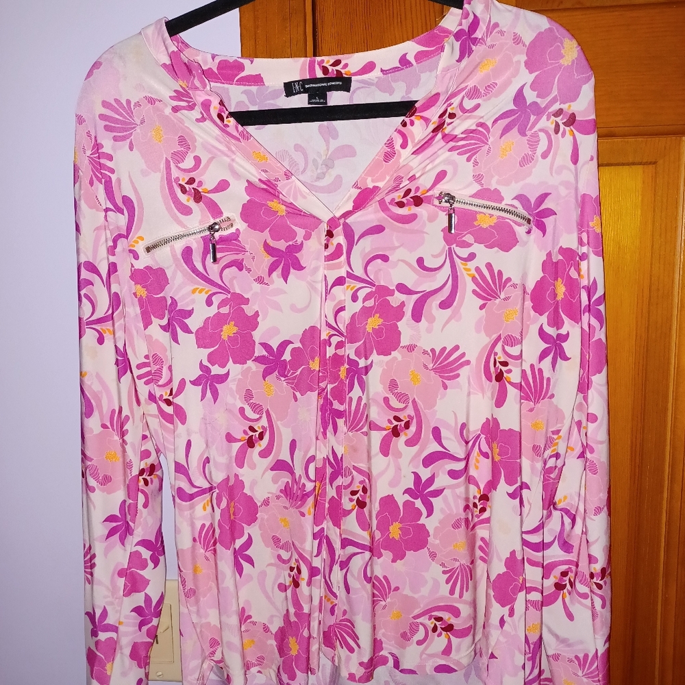 Inc International Concepts Top size L